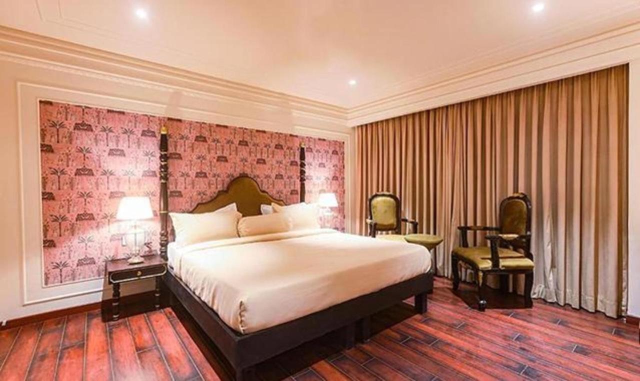 Fabhotel Prime The Seven Seeds New Delhi Exterior photo